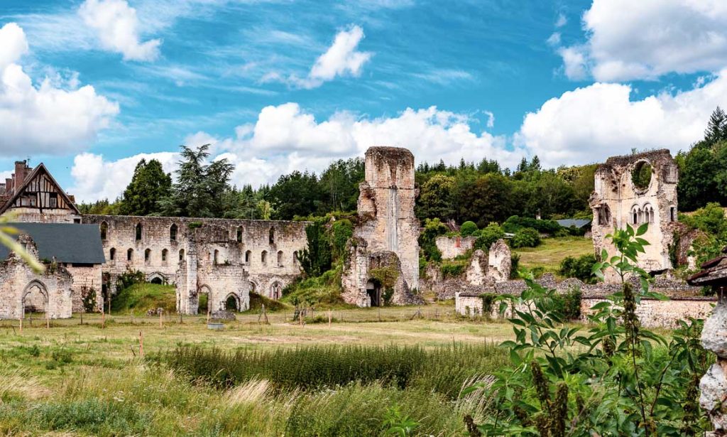 visiter l'abbaye de Mortemer