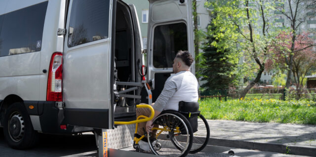 Transport assis professionnalisé pour consultation médicale